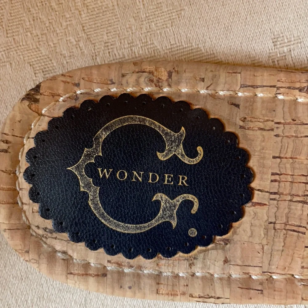 C Wonder sandals flip flops cork bottoms EUC - Picture 3 of 7